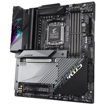 GIGABYTE X670E AORUS MASTER / AMD X670 / AM5 / 4x DDR5 DIMM / 4x M.2 / HDMI / DP / 2x USB-C / WiFi / EATX