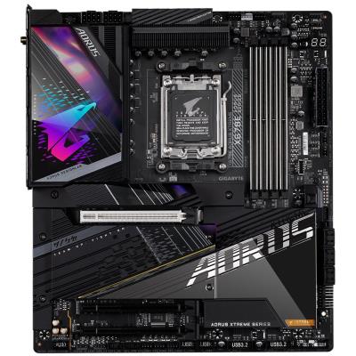 GIGABYTE X670E AORUS XTREME / AMD X670 / AM5 / 4x DDR5 DIMM / 4x M.2 / HDMI / DP / 2x USB-C / WiFi / EATX