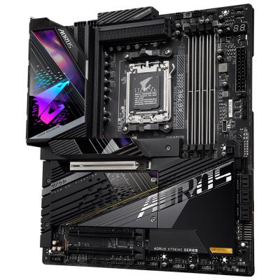GIGABYTE X670E AORUS XTREME / AMD X670 / AM5 / 4x DDR5 DIMM / 4x M.2 / HDMI / DP / 2x USB-C / WiFi / EATX