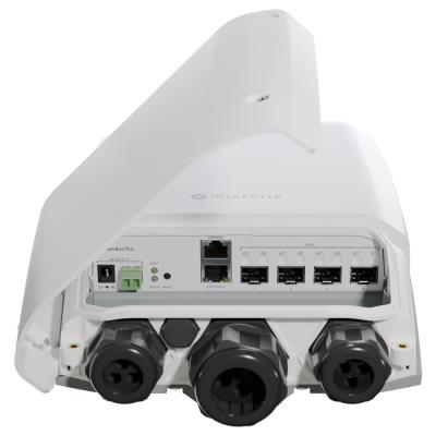 MikroTik FiberBox Plus CRS305, 4x SFP+, 1x GbE, PoE+ in 802.3af/at, IP66, L5