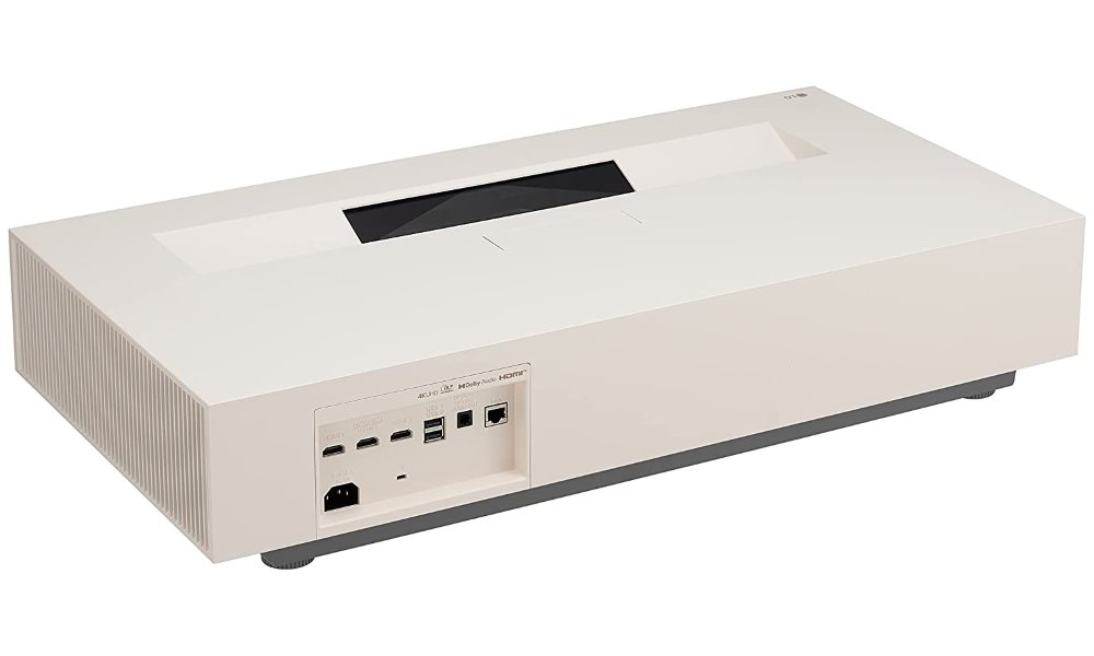 LG projektor HU915QE CineBeam / Laser 4K UHD UST / 3840x2160 / 3700 ANSI / 2M:1 / HDMI / USB / webOS