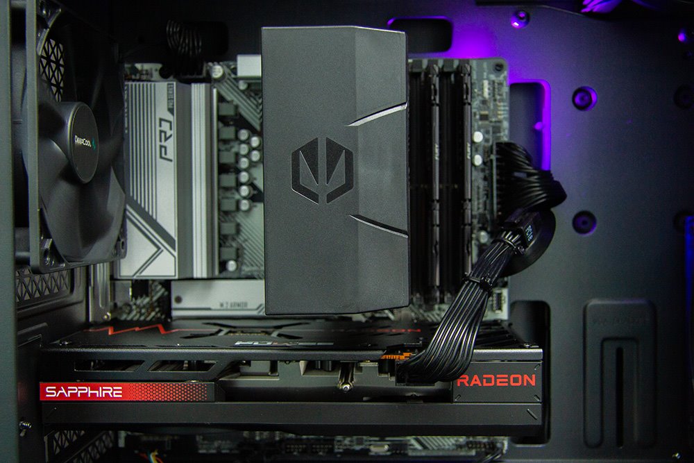 HAL3000 Online Gamer / AMD Ryzen 5 7600/ 32GB DDR5/ RX 7600/ 1TB PCIe SSD/ WiFi/ W11