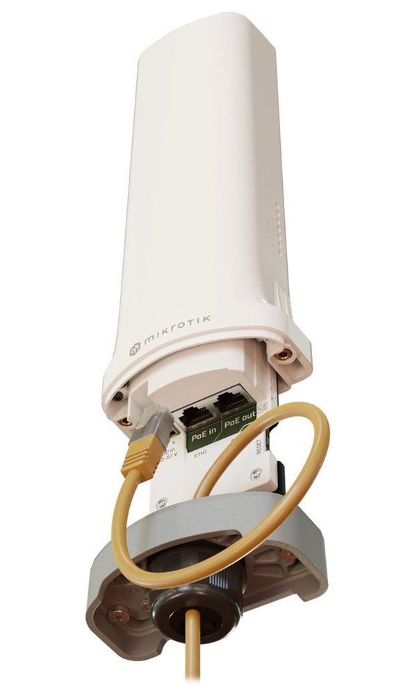 MikroTik CME Gateway  CAT-M/NB, 2x LAN, 2.4 GHz b/g/n, L4