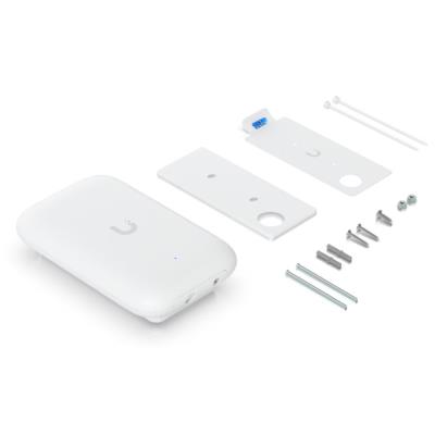 Ubiquiti UniFi Swiss Army Knife Ultra - Wi-Fi 5 AP, 2.4/5GHz, až 1166 Mbps, 1x GbE, venkovní, IPX6, PoE (bez PoE inj.)