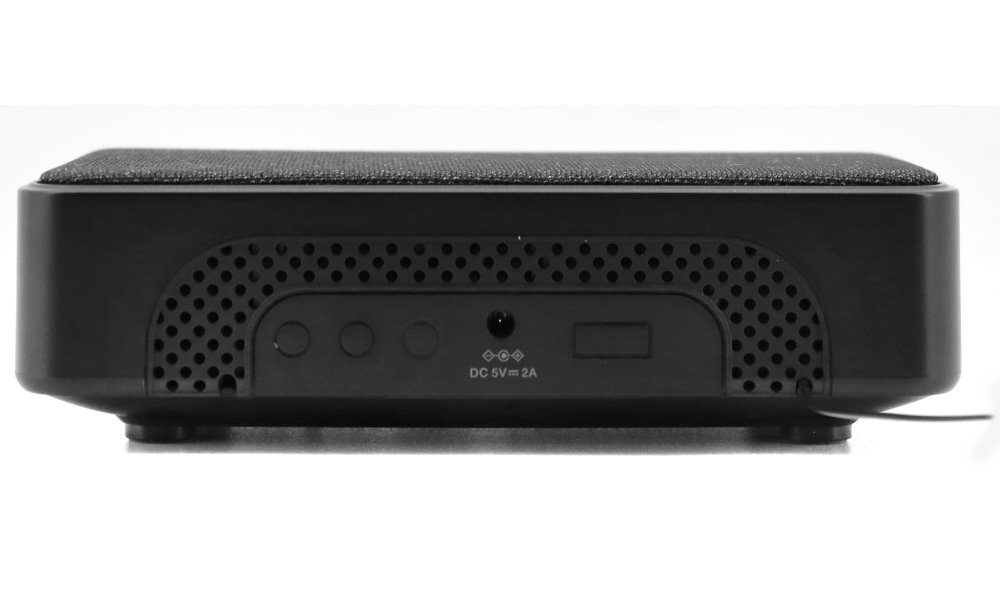 Soundmaster UR124SW radiobudík/ FM-PLL/ Bezdrátové nabíjení telefonu