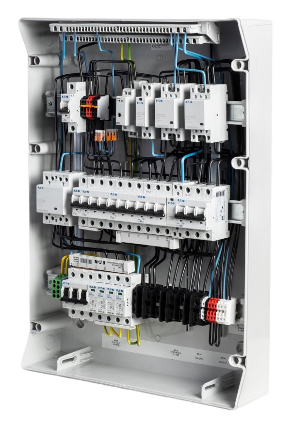 Solarmi AC25 osazený rozvaděč pro fotovoltaiku, jističe, chránič, 10kW 3f, plný automatický backup, 25A