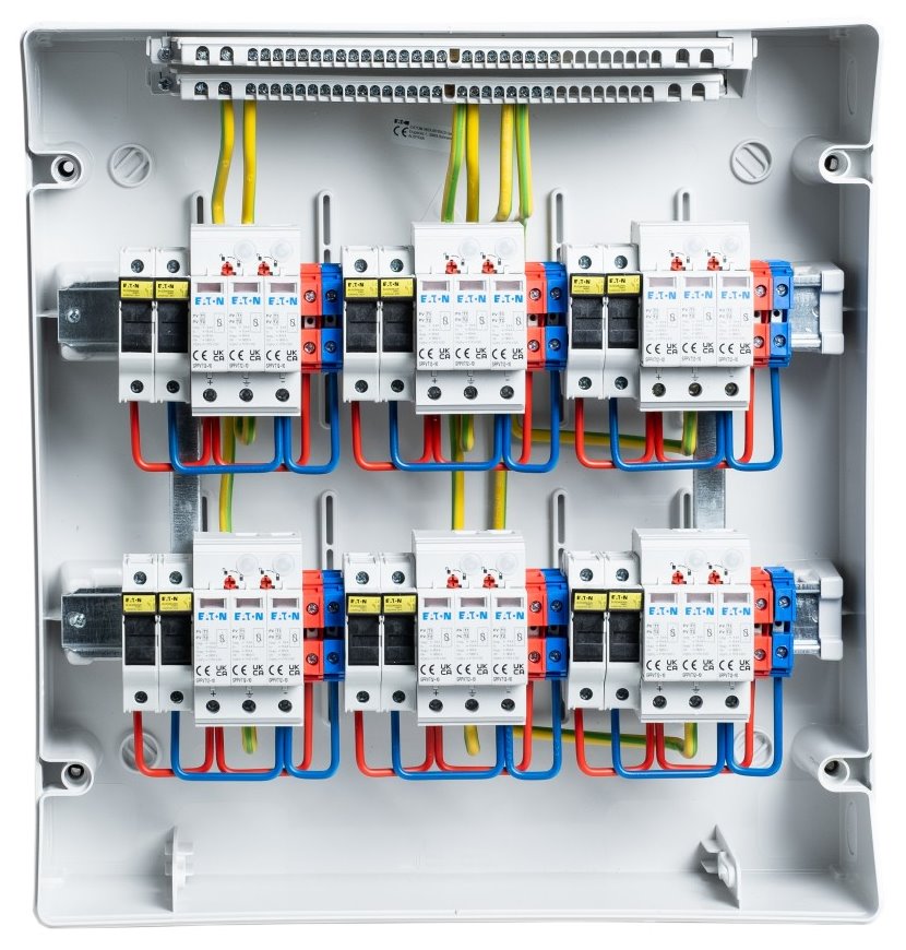 Solarmi DC6 osazený rozvaděč pro fotovoltaiku, 6x svodič, 6x odpojovač, pojistky