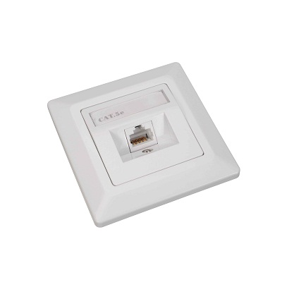 Solarix Eth.Zás. CAT5E UTP 1 x RJ45 pod omítku bílá  SX9-1-5E-UTP-WH
