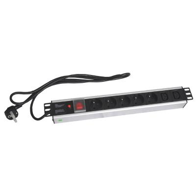 XtendLan 19'' rozvodný panel 5x 230V, 2x IEC, ČSN, vypínač, nadproudová ochrana, 1,8 m