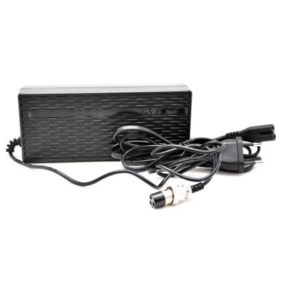 BLUETOUCH nabíječka baterií pro elektrokoloběžku BLUETOUCH BT500/ černá